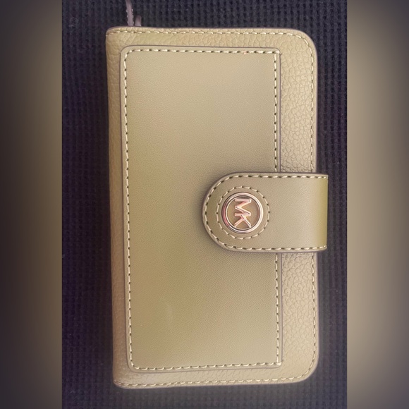 Michael Kors Sage Green Wallet - Picture 4 of 4